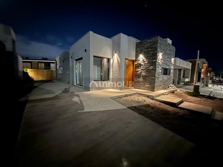 Casa en Venta en Guaymallen, Mendoza