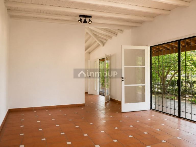 Casa en Venta en Guaymallen, Mendoza - USD 335.000 | Inmoup - 8