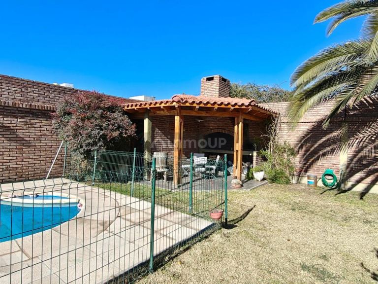 Casa en Venta en Lujan de Cuyo, Mendoza - USD 290.000 | Inmoup - 18