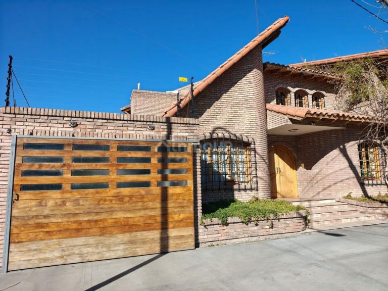 Lujan de Cuyo Francisco Evans 947