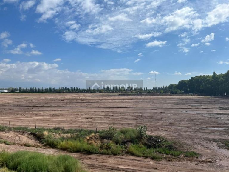 Lujan de Cuyo Ruta Provincial 15 y Ruta Nacional 7