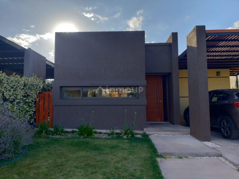Casa en Venta en Maipu, Mendoza