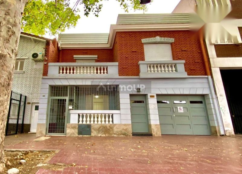 Capital Av. Godoy Cruz 636