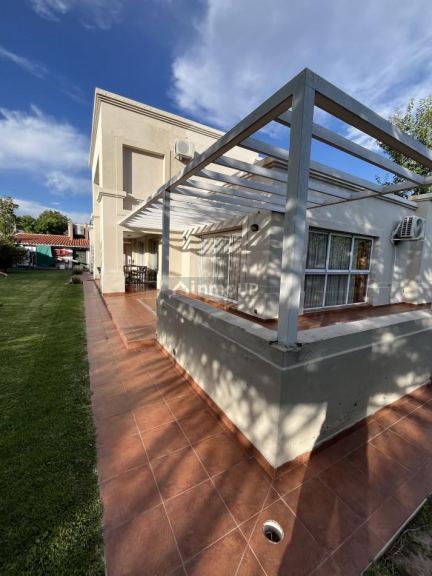 Casa en Alquiler en Lujan de Cuyo, Mendoza - USD 5.700 | Inmoup - 18