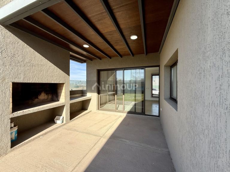 Casa en Alquiler en Maipu, Mendoza