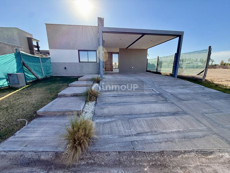Casa en Alquiler en Maipu, Mendoza