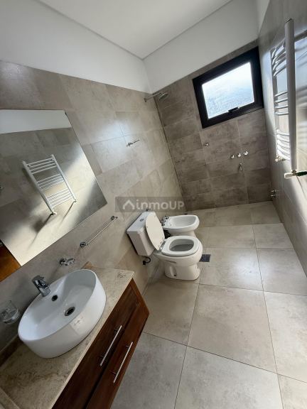 Casa en Alquiler en Maipu, Mendoza