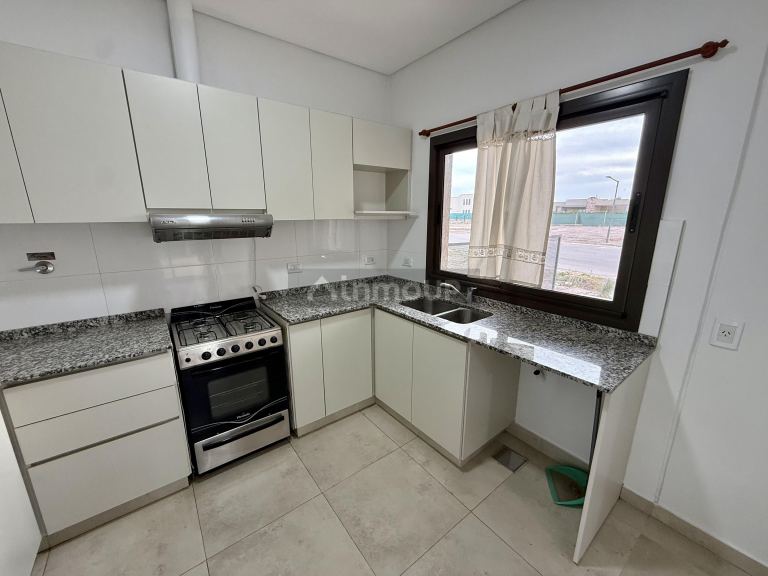 Casa en Alquiler en Maipu, Mendoza - $ 1.350.000 | Inmoup - 6