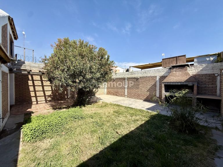Casa en Alquiler en Maipu, Mendoza