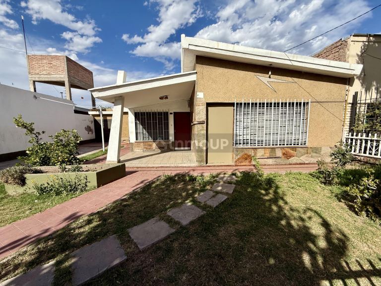 Casa en Alquiler en Maipu, Mendoza