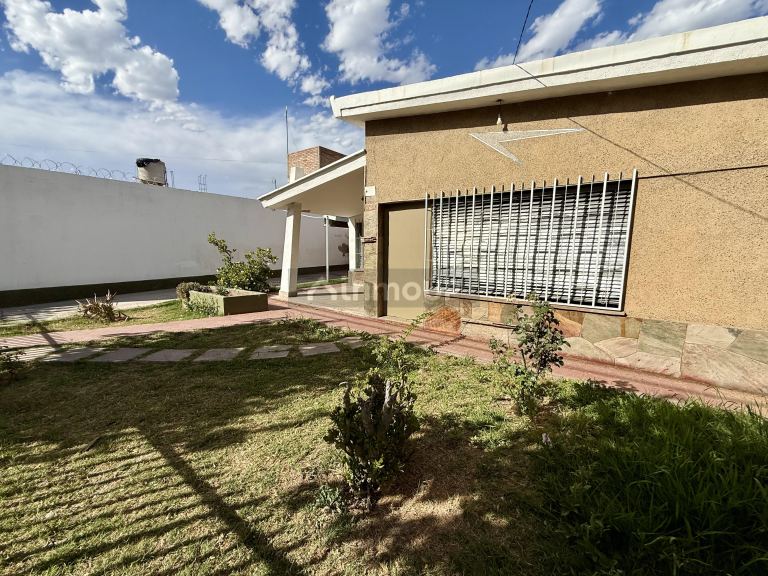 Casa en Alquiler en Maipu, Mendoza