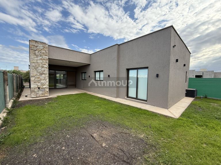 Casa en Alquiler en Maipu, Mendoza