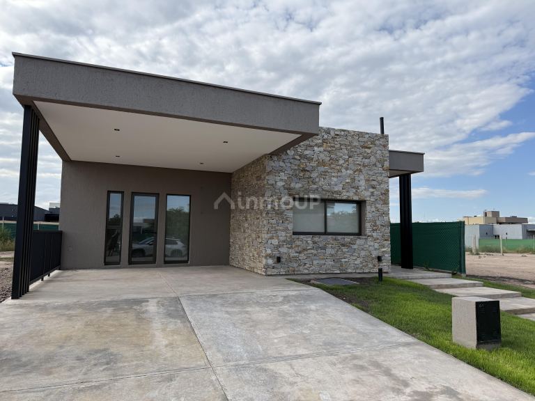 Casa en Alquiler en Maipu, Mendoza