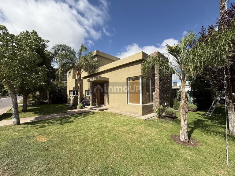 Casa en Venta en Maipu, Mendoza