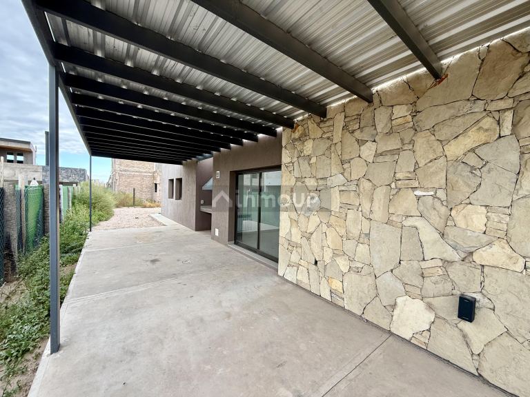 Casa en Alquiler en Maipu, Mendoza