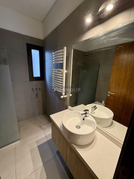 Casa en Alquiler en Maipu, Mendoza