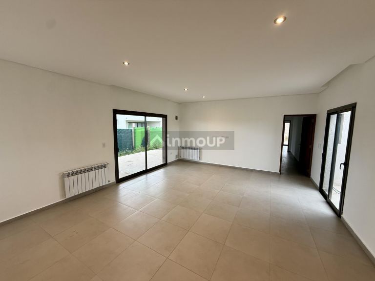 Casa en Alquiler en Maipu, Mendoza