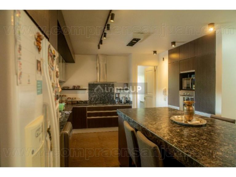 Casa en Venta en Capital, San Juan