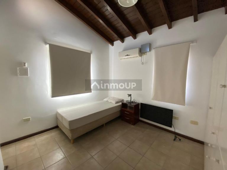 Casa en Alquiler en Capital, San Juan
