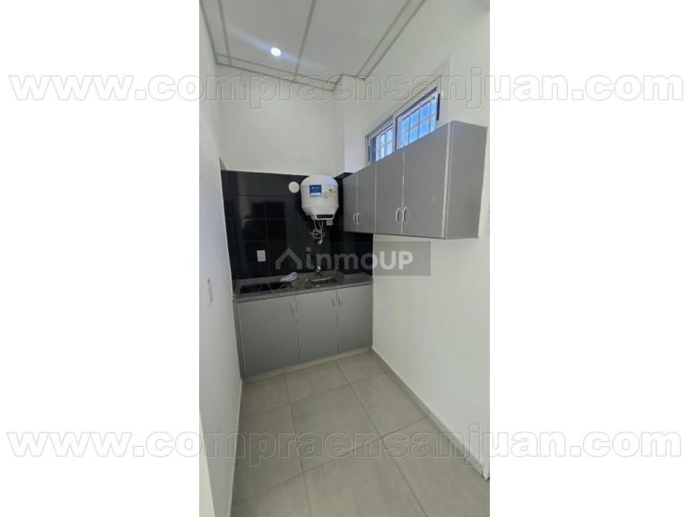 Local Comercial en Alquiler en Capital, San Juan