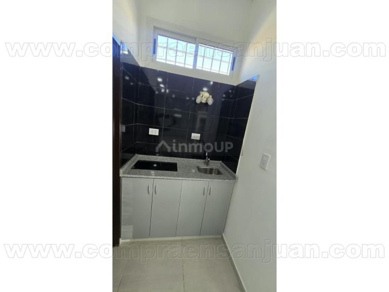 Local Comercial en Alquiler en Capital, San Juan
