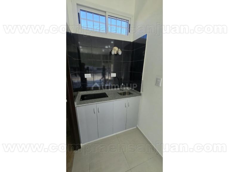 Local Comercial en Alquiler en Capital, San Juan