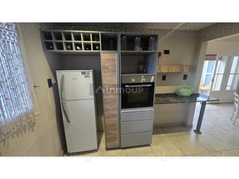 Casa en Alquiler en Capital, San Juan