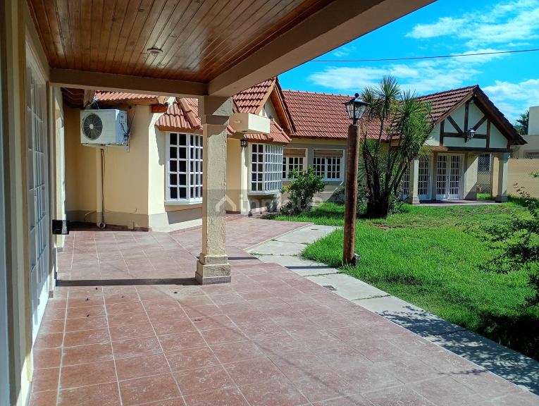 Casa en Venta en Lujan de Cuyo, Mendoza - USD 265.000 | Inmoup - 10
