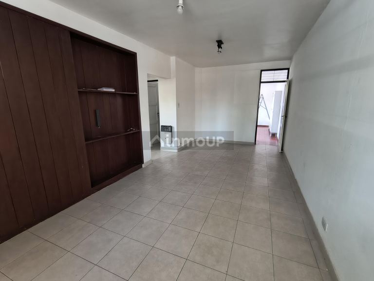 Godoy Cruz Juana de Ibarbouru 331