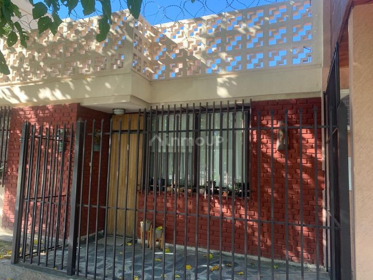 Casa en Venta en Godoy Cruz, Mendoza - USD 95.000 | Inmoup - 9