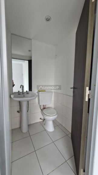 Local Comercial en Alquiler en Godoy Cruz, Mendoza - $ 600.000 | Inmoup - 10