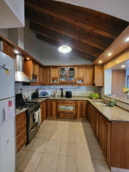 Casa en Venta en Lujan de Cuyo, Mendoza - USD 300.000 | Inmoup - 10