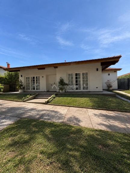 Casa en Alquiler en Capital, Mendoza