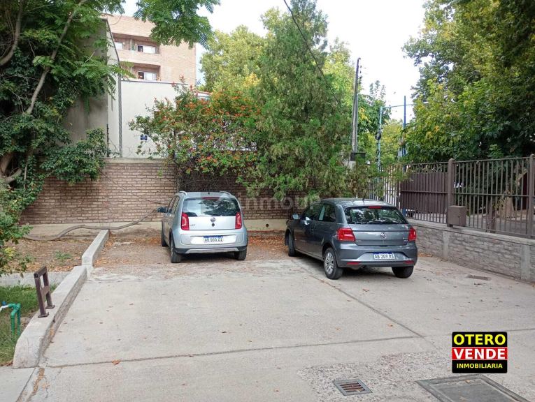 Oficina en Alquiler en Godoy Cruz, Mendoza