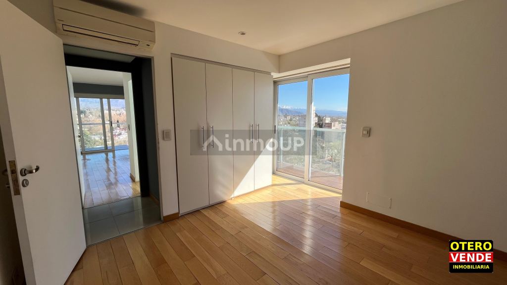 Departamento en Alquiler en Capital, Mendoza
