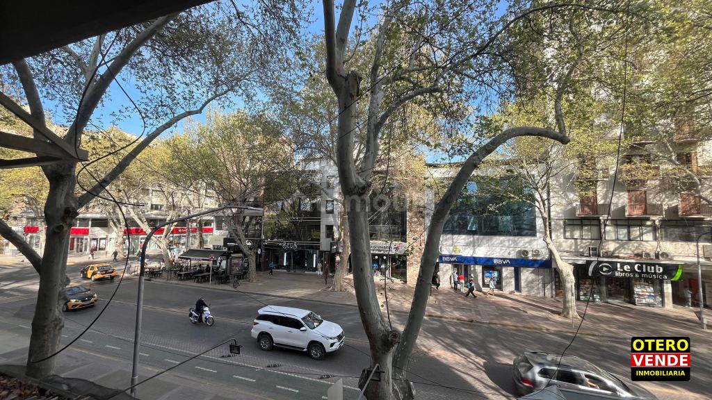 Oficina en Venta en Capital, Mendoza