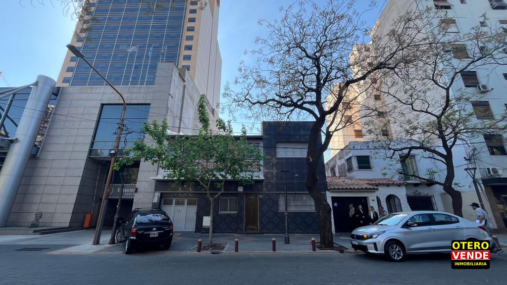 Calle Primitivo de la Reta, Ciudad