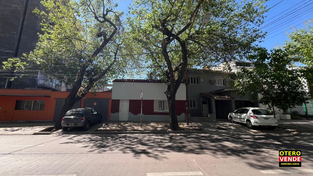 25 de Mayo y Av. Colon