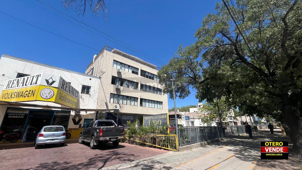 Oficina en Venta en Capital, Mendoza