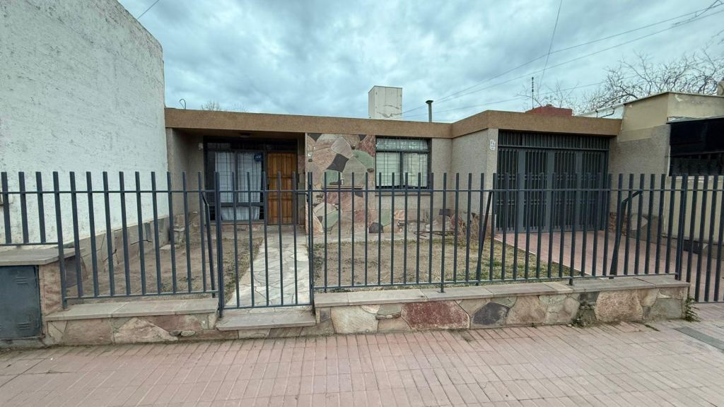 Casa en Alquiler en Godoy Cruz, Mendoza