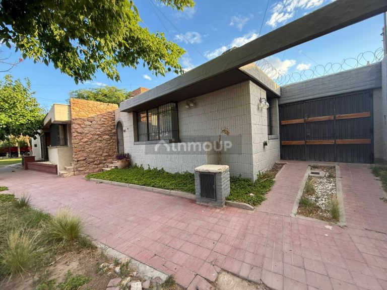 Casa en Alquiler en Godoy Cruz, Mendoza