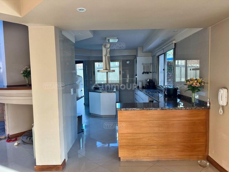 Casa en Venta en Maipu, Mendoza - USD 560.000 | Inmoup - 10