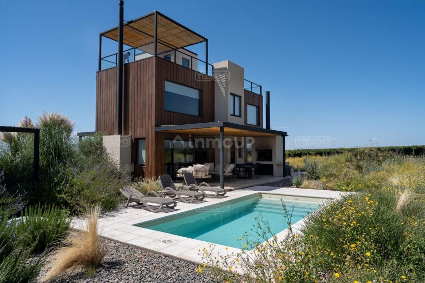 Casa en Venta en Tunuyan, Mendoza - USD 490.000 | Inmoup - 11