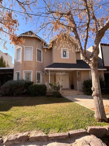 Casa en Venta en Guaymallen, Mendoza