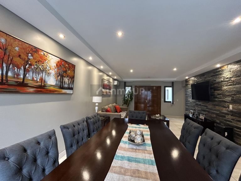 Casa en Venta en Capital, Mendoza