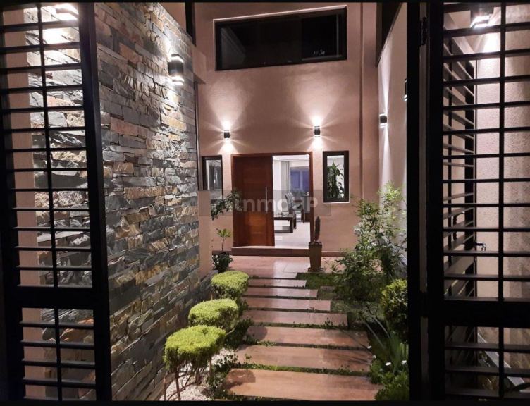 Casa en Venta en Capital, Mendoza