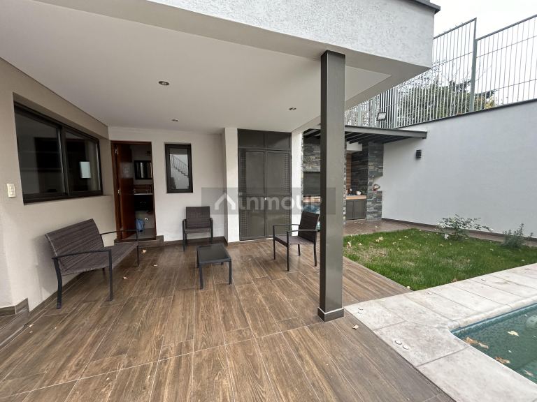 Casa en Venta en Capital, Mendoza