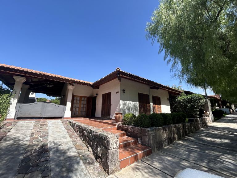 Casa en Venta en Capital, Mendoza