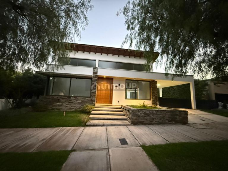 Casa en Alquiler en Capital, Mendoza