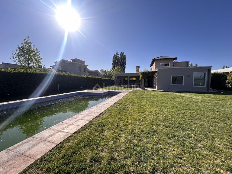 Casa en Alquiler en Lujan de Cuyo, Mendoza